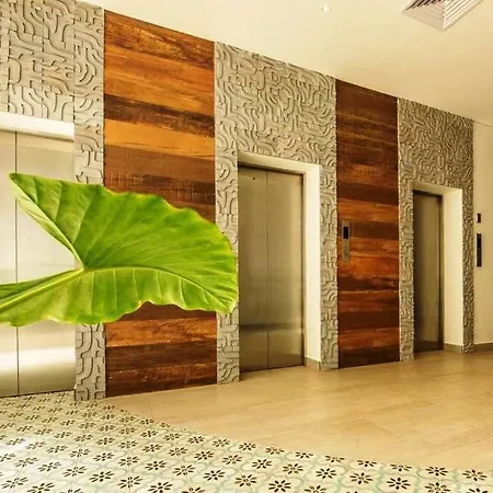 Morros Junto Al Américas Edificio Salida A Playa Apartamento