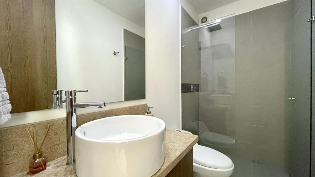 Apartamento Morros Junto Al Americas Edificio Salida A Playa