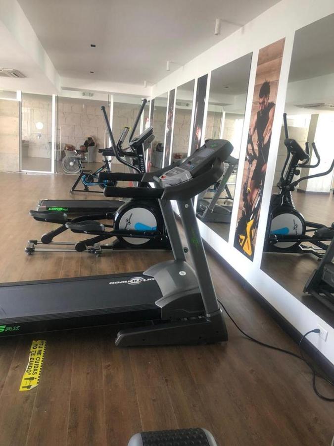 Apartamento Morros Junto Al Americas Edificio Salida A Playa